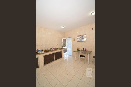 Casa à venda com 301m², 3 quartos e 6 vagasCozinha