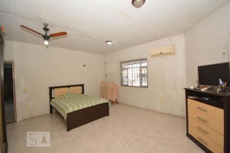 Casa à venda com 301m², 3 quartos e 6 vagasSuíte 1