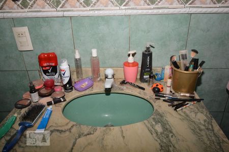 Casa à venda com 301m², 3 quartos e 6 vagasBanheiro da Suíte 1