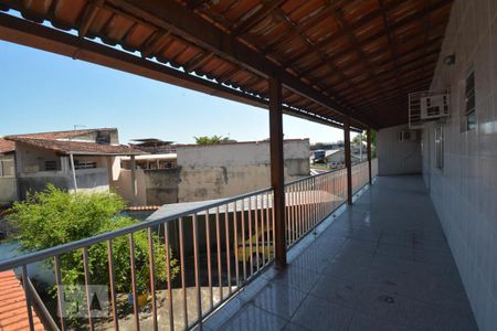 Casa à venda com 301m², 3 quartos e 6 vagasVaranda da Sala e dos Quartos do Segundo andar