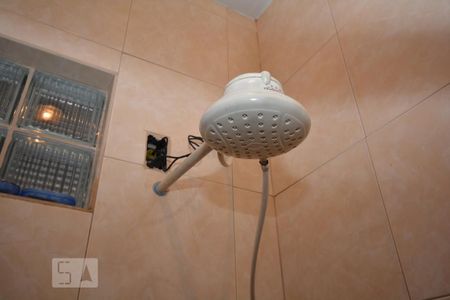 Casa à venda com 301m², 3 quartos e 6 vagasBanheiro da Suíte 2