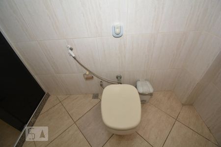 Casa à venda com 301m², 3 quartos e 6 vagasBanheiro Social
