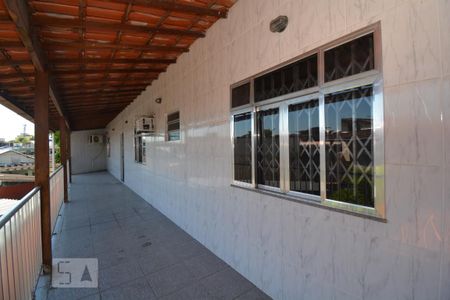 Casa à venda com 301m², 3 quartos e 6 vagasVaranda da Sala e dos Quartos do Segundo andar
