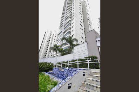 Apartamento para alugar com 84m², 2 quartos e 1 vagaFachada