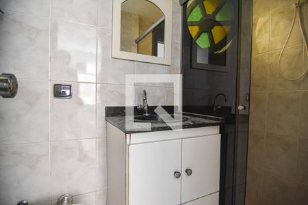 Apartamento à venda com 110m², 3 quartos e sem vaga Apartamento à venda com 110m², 3 quartos e sem vagaBanheiro do Suite