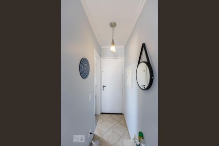 Apartamento à venda com 72m², 3 quartos e 3 vagas Apartamento à venda com 72m², 3 quartos e 3 vagasCorredor