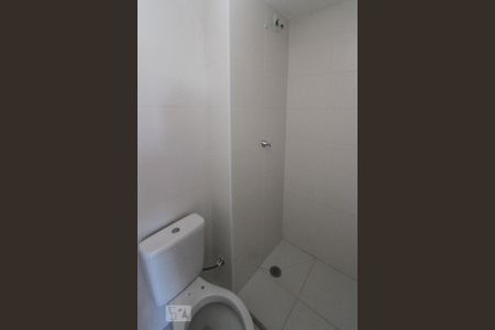 Apartamento à venda com 32m², 2 quartos e sem vaga Apartamento à venda com 32m², 2 quartos e sem vagaBanheiro