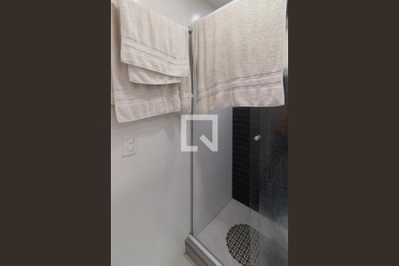Apartamento à venda com 69m², 3 quartos e 2 vagas Apartamento à venda com 69m², 3 quartos e 2 vagasBanheiro da Suíte