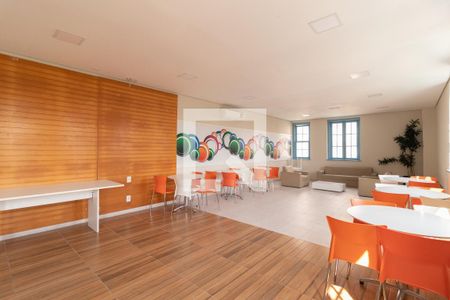 Apartamento à venda com 69m², 3 quartos e 2 vagas Apartamento à venda com 69m², 3 quartos e 2 vagasÁrea comum - Salão de festas