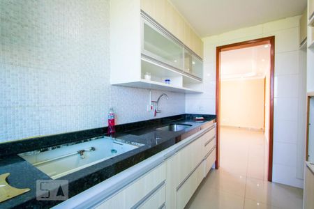 Apartamento à venda com 54m², 2 quartos e 1 vagaCozinha