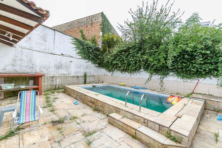 Casa à venda com 385m², 3 quartos e 3 vagasPiscina