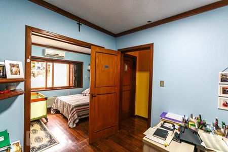 Casa à venda com 385m², 3 quartos e 3 vagasQuarto 3