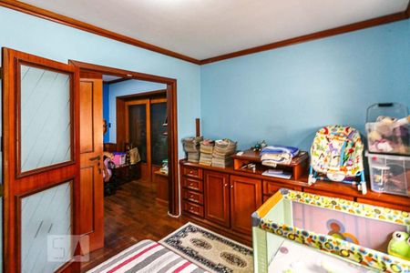 Casa à venda com 385m², 3 quartos e 3 vagasQuarto 2