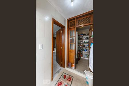 Casa à venda com 385m², 3 quartos e 3 vagasCloset