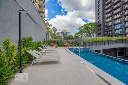 Apartamento à venda com 42m², 1 quarto e 1 vaga Apartamento à venda com 42m², 1 quarto e 1 vagaÁrea comum - Piscina