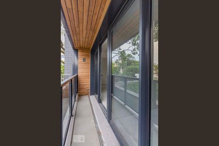 Apartamento à venda com 42m², 1 quarto e 1 vaga Apartamento à venda com 42m², 1 quarto e 1 vagaVaranda