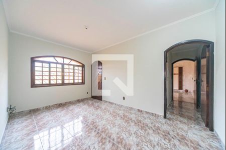 Sala de casa para alugar com 2 quartos, 120m² em Jardim Stella, Santo André
