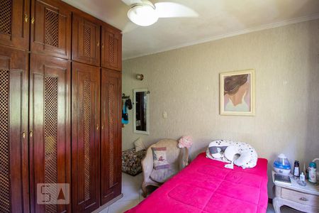 Quarto 1 de casa para alugar com 3 quartos, 360m² em Parque São Lucas, São Paulo