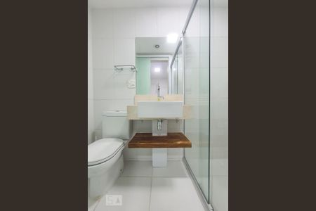 Studio à venda com 22m², 1 quarto e sem vaga Studio à venda com 22m², 1 quarto e sem vagaBanheiro