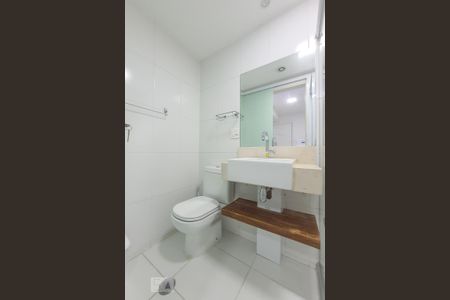 Studio à venda com 22m², 1 quarto e sem vaga Studio à venda com 22m², 1 quarto e sem vagaBanheiro