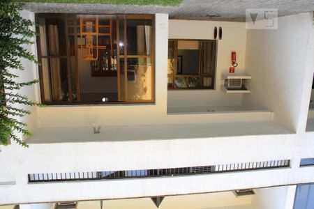 Casa para alugar com 230m², 3 quartos e 2 vagasfrente casa