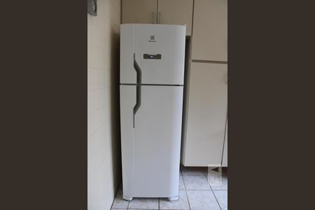 Casa para alugar com 230m², 3 quartos e 2 vagasCozinha geladeira