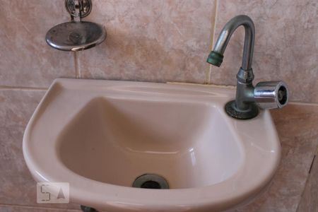 Casa para alugar com 230m², 3 quartos e 2 vagasÁrea interna lazer privada lavabo