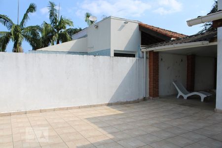 Casa para alugar com 230m², 3 quartos e 2 vagasÁrea interna lazer privada