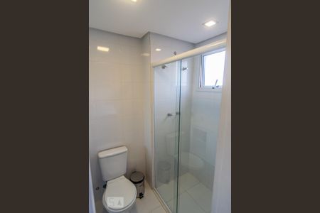 Apartamento à venda com 77m², 3 quartos e 2 vagas Apartamento à venda com 77m², 3 quartos e 2 vagasBanheiro da Suíte