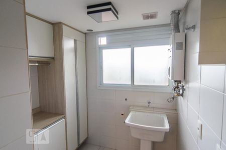 Apartamento à venda com 77m², 3 quartos e 2 vagas Apartamento à venda com 77m², 3 quartos e 2 vagasÁrea de Serviço