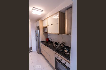 Apartamento à venda com 77m², 3 quartos e 2 vagas Apartamento à venda com 77m², 3 quartos e 2 vagasCozinha