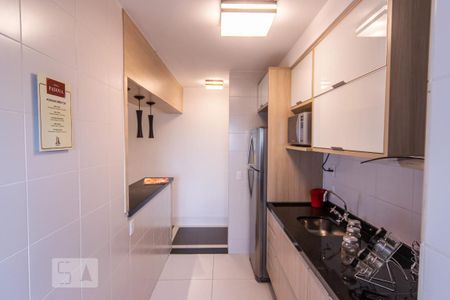 Apartamento à venda com 77m², 3 quartos e 2 vagas Apartamento à venda com 77m², 3 quartos e 2 vagasCozinha