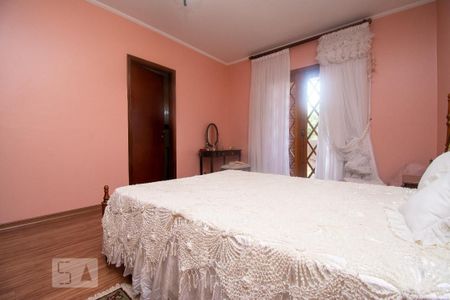 Casa à venda com 260m², 3 quartos e 6 vagas Casa à venda com 260m², 3 quartos e 6 vagasQuarto 1