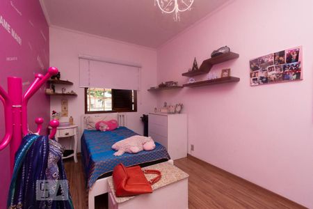 Casa à venda com 260m², 3 quartos e 6 vagas Casa à venda com 260m², 3 quartos e 6 vagasQuarto 2