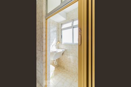 Apartamento à venda com 58m², 3 quartos e 1 vagaÁrea de Serviço