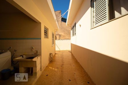 Casa à venda com 193m², 4 quartos e 5 vagas Casa à venda com 193m², 4 quartos e 5 vagasQuintal