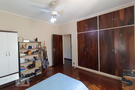 Casa à venda com 193m², 4 quartos e 5 vagas Casa à venda com 193m², 4 quartos e 5 vagasQuarto 02