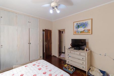 Casa à venda com 193m², 4 quartos e 5 vagas Casa à venda com 193m², 4 quartos e 5 vagasSuíte