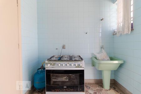 Casa à venda com 193m², 4 quartos e 5 vagas Casa à venda com 193m², 4 quartos e 5 vagasÁrea de Serviço 01