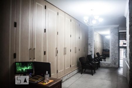 Apartamento à venda com 150m², 3 quartos e sem vaga Apartamento à venda com 150m², 3 quartos e sem vagaHall de Entrada
