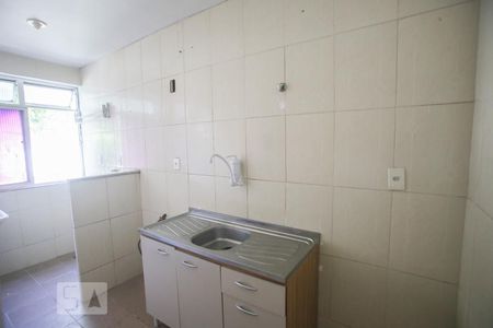 Cozinha de apartamento para alugar com 2 quartos, 50m² em Pechincha, Rio de Janeiro