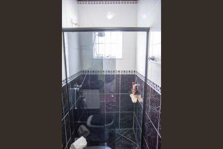 Casa à venda com 181m², 4 quartos e 5 vagasBanheiro Corredor