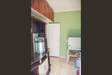 Casa à venda com 181m², 4 quartos e 5 vagasQuarto de Serviço