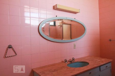 Casa para alugar com 209m², 3 quartos e 3 vagas Casa para alugar com 209m², 3 quartos e 3 vagasBanheiro