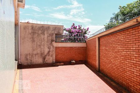 Casa para alugar com 209m², 3 quartos e 3 vagas Casa para alugar com 209m², 3 quartos e 3 vagasGaragem