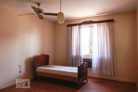 Casa para alugar com 209m², 3 quartos e 3 vagas Casa para alugar com 209m², 3 quartos e 3 vagasQuarto 2