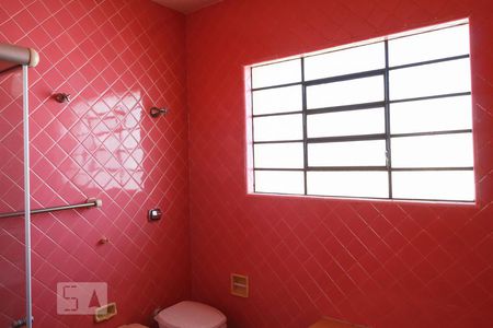 Casa para alugar com 209m², 3 quartos e 3 vagas Casa para alugar com 209m², 3 quartos e 3 vagasBanheiro