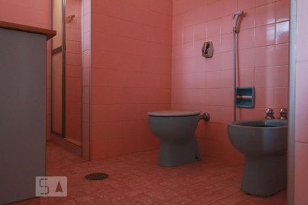 Casa para alugar com 209m², 3 quartos e 3 vagas Casa para alugar com 209m², 3 quartos e 3 vagasBanheiro