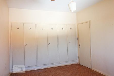 Casa para alugar com 209m², 3 quartos e 3 vagas Casa para alugar com 209m², 3 quartos e 3 vagasQuarto 3