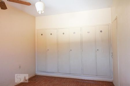 Casa para alugar com 209m², 3 quartos e 3 vagas Casa para alugar com 209m², 3 quartos e 3 vagasQuarto 3